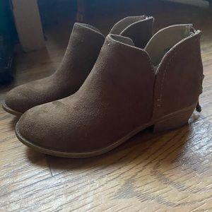 Never worn light brown ankle boots